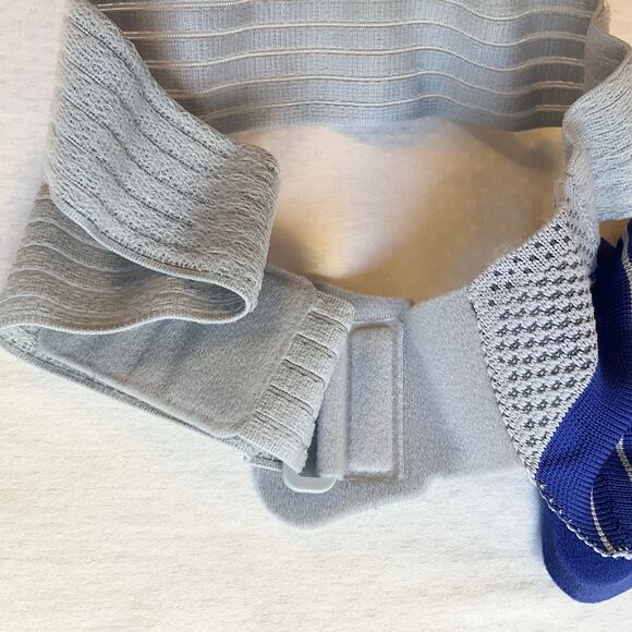 Bauerfeind OmoTrain Shoulder Support, Left 0, Titanium/Gray with Blue Accents - Picture 7 of 7